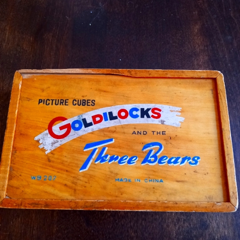 Vintage Goldilocks and the 3 bears 3D puzzle